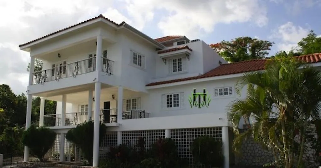 Bed & Breakfast Hill Top Kingston Jamaica